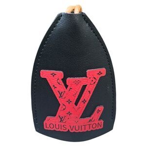 New Ganz Car Key Keeper Key Ring w/Laser Engraved Design. Designer Luxury